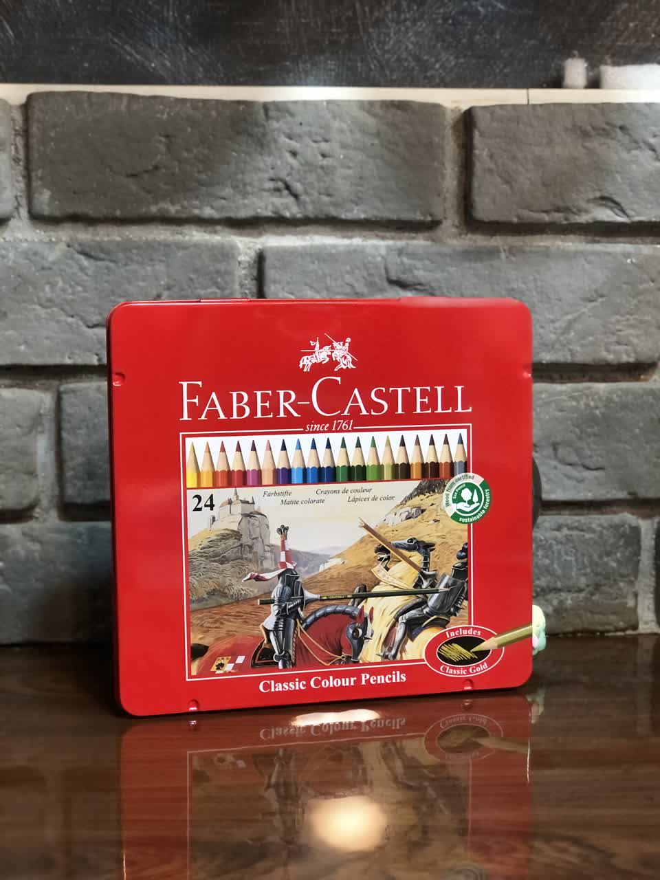 مدادرنگی 24 رنگ فابر-کاستل جعبه فلزی مدل Classic